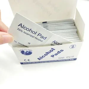 Tampons d'alcool saturés avec 70% d'alcool isopropylique tampon d'alcool jetable médical pour essuyer et désinfecter