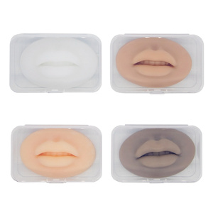 กล่องซิลิโคนฝึกหัดแต่งหน้าถาวร รุ่น Boxed Salon Lip Model PMU Class Display  ผิวหนังเทียม 3 มิติ นุ่ม สีเข้ม รูปปากเปิด 5 มิติ - Product Image 1