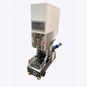 Machine de filetage de boulon étanche de câble de fil semi-automatique connecteur de borne de faisceau de câbles machine d'insertion de bouchon de joint de fil - Product Image 1