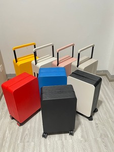 Valise de cabine 20 pouces avec logo personnalisé, port de chargement USB, roulettes larges, durable, moderne et élégante, avec poignée large - Product Image 4