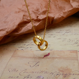 European American Style Gold Double Ring <b>Interlocking</b> Couple Pendant <b>Necklace</b> Titanium Steel Gold Plated Korean Fashion Gift - Product Image 2