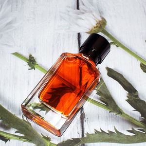 Chai nước hoa nam cao cấp <span class=keywords><strong>50ml</strong></span>, chất liệu thủy tinh, có thể nạp lại, kiểu dáng sang trọng, kèm hộp đựng. - Product Image 6