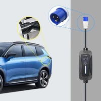 Chargeur EV portable HPConnect réglable IEC 62196 Type 2 Niveau 2 pour la maison avec prise CEE bleue