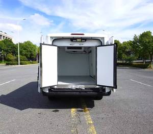Camión Refrigerado Pequeño 4x2 Diésel <span class=keywords><strong>Euro</strong></span> 6 Manual, Nuevo, para Transporte de Carga y Alimentos en Cadena de Frío - Product Image 5