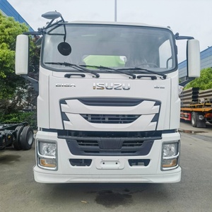 Camión de Succión de Aguas Residuales ISUZU GIGA, Tanque Séptico de 12000L, 4X2, Bomba de Vacío Diésel, Camión de Limpieza de Alcantarillado en Venta - Product Image 3