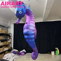 Parfait pour les fêtes sur le thème de la mer, ballon gonflable en forme de hippocampe lumineux à LED, hippocampe galactique gonflable violet