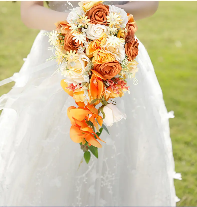 Custom Design Bride Holding Flowers Water Drop Waterfall Silk Flowers Holding Wedding Flowers Bridal Bouquet