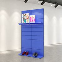Système d'affichage mural modulaire bleu roi pour vêtements, étagères à chaussures, tringle de suspension, coloré et sur mesure
