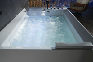 Baignoire intelligente autoportante blanche mate avec jets à bulles d'eau et robinet <span class=keywords><strong>Jacuzzi</strong></span> Intérieur 2 places - Product Image 3