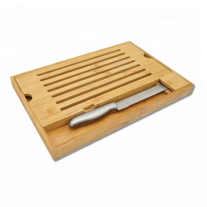 Bandeja para cortar pan de bambú Zhongshuo con recolector de migas para uso en la cocina - Product Image 4