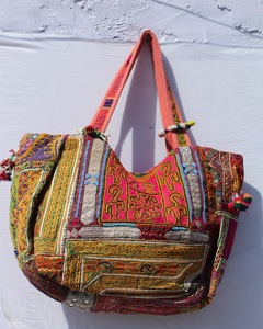 Sac Banjara vintage personnalisé, sac à bandoulière ethnique indien, sac à main brodé à la main, sac coloré, excellent prix, exportateur indien - Product Image 4