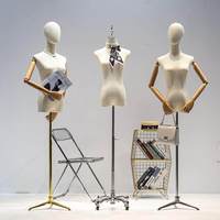 Mannequin femme demi-corps évidé sur roulettes universelles pour vitrine de magasin de vêtements, présentoir de robes de mariée