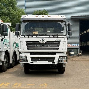 Camion de dépannage lourd Shacman 8x4 30 tonnes avec grue hydraulique intégrée pour les urgences routières - Product Image 5