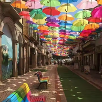 Parasols de rue colorés, utilisés pour les décorations suspendues, accessoires de fête économiques pour adultes, équipés de poignées en plastique