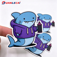 Autocollants personnalisés mignons d'animaux de dessin animé, autocollants imperméables autocollants tendance esthétiques requin chat abeille pour bouteille d'eau