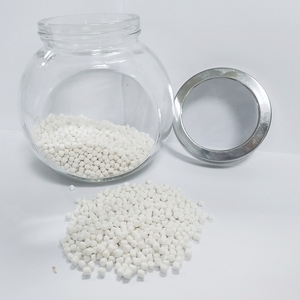 Masterbatch PE/HDPE écologique pour le soufflage de films plastiques, le moulage par injection et l'extrusion, avec couleur stable et haute performance - Product Image 1