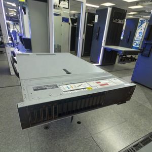Serveurs de stockage tout-en-un Dell Powerstore avec stock EMC en promotion - Product Image 1