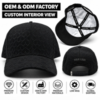 Topi Baseball Custom 6 Panel, Hitam, Pola Bintang Geometris Embos, Kain Twill Premium, Lapisan Satin Putih, Snapback