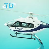 EC-135 1/24 42cm Modèle d'hélicoptère drone personnalisable en résine/ABS bleu et blanc, fait main, avec fonctionnalités de simulation, idéal pour les cadeaux d'affaires