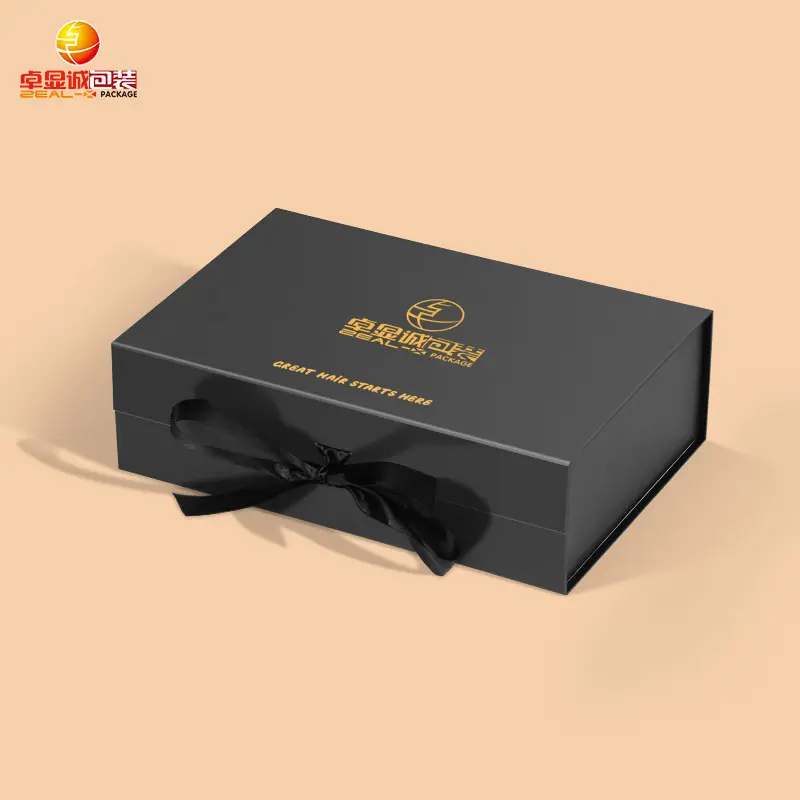 صندوق هدايا مغناطيسي قابل للطي لتعبئة الأحذية من الورق المقوى الفاخر باللون الأسود غير اللامع بشعار مخصص قابل لإعادة التدوير