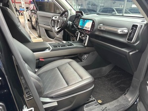 Auto Usado Haval Big Dog <span class=keywords><strong>con</strong></span> Turbo Automático R19, Sistema de Advertencia de Salida de Carril, Frenado Activo y Control de <span class=keywords><strong>Crucero</strong></span> Adaptativo (ACC) - Product Image 3
