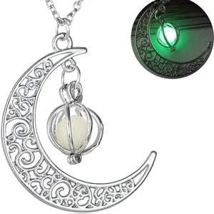 QIUHAN OEM Magical Fantasy Enchanted Female Jewelry Luminous Moon Creative Pendant Necklaces Zinc Alloy Hiphop Sailor Moon C-006