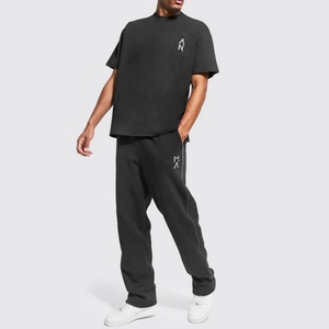 Conjunto de 2 Piezas de Pantalones Deportivos y Camiseta de Algodón 100% de Alta Calidad con Logotipo Africano Personalizado OEM para Hombre - Product Image 1