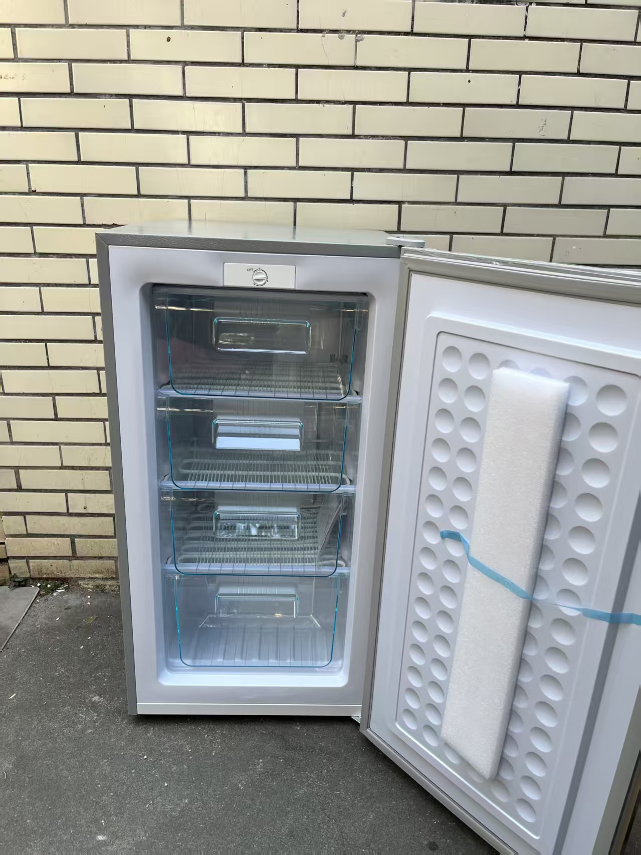 118L  (golden color)