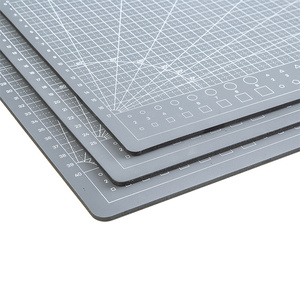 Deli 78402 #   Tappetino da Taglio Flessibile e Resistente, Forniture per Ufficio #   A2 #   Verde, Grigio di alta qualità - Product Image 3