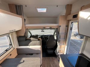 Xe nhà di động hạng sang Sunlight A68 Navi RV đời 2021, sử dụng năng lượng mặt trời, hệ thống sưởi, bếp trượt bằng thép không gỉ, khung mạ kẽm. - Product Image 4