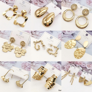 أحدث مجموعة أقراط من الفولاذ المقاوم للصدأ للبيع بالجملة TTM XUPING ، صحن ذهبي عصري ، صحن متدلي أنيق - Product Image 3