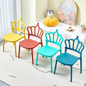 Chaises simples et colorées <span class=keywords><strong>en</strong></span> résine plastique et bambou pour l'école, les mariages, les banquets, les repas des enfants, les fêtes, pliables, pour enfants - Product Image 1