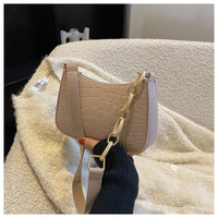 Sac à main en PU pour femme tendance avec sacs à main de luxe de créateurs, sac à bandoulière pour femme avec décoration en chaîne, prix abordable, sacs à main pour femmes