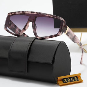 Lunettes de soleil carrées de marque de créateur, unisexe, grande monture, protection UV400, lunettes de soleil personnalisées avec logo, lunettes de soleil tendance en PC pour hommes et femmes, lunettes de soleil de marque de luxe, lunettes de soleil de marque - Product Image 6