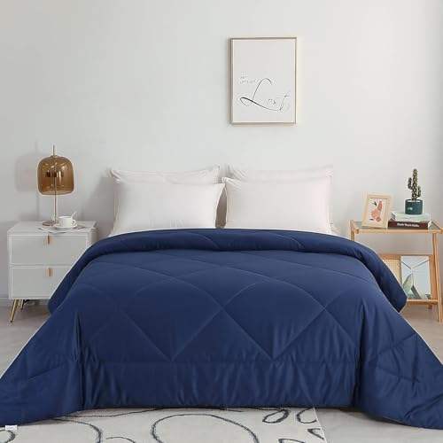 สีกรมท่า