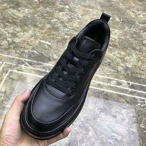 Men's Genuine Leather Sneakers Full Cowhide 2026 New Pure Black Casual Shoes Soft Bottom <b>Toe</b> Anti-slip Fashion Walking Shoes - Product Image 3
