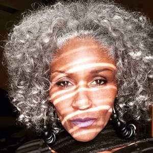 Накладной хвост-пучок Shake Go Grey Kinky Brazilian Virgin Remy из натуральных человеческих волос, на клипсах, на завязках, афро-пучок, чиньон, яки, DIVA, 140 г, без - Product Image 4