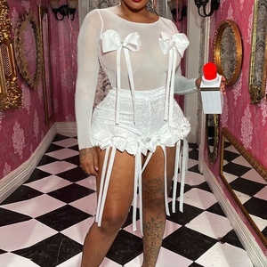 ชุดเซ็ต 2 ชิ้น เสื้อซีทรูลูกไม้แต่งโบว์ 3 มิติสุดเซ็กซี่ พร้อมกางเกงขาสั้นระบายพู่ห้อยเก๋ๆ แฟชั่นสำหรับผู้หญิง - Product Image 5