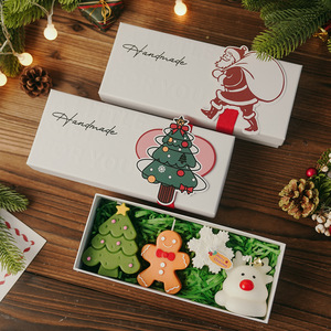 Coffrets Cadeaux <span class=keywords><strong>de</strong></span> Bougies <span class=keywords><strong>de</strong></span> Noël en Gros – Bougies Décoratives Cylindriques Artisanales en Cire <span class=keywords><strong>de</strong></span> Soja aux Arômes Créatifs – Vente Transfrontalière pour les Fêtes - Product Image 1