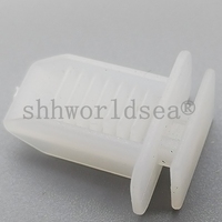 100 pièces/sac Clip en plastique pour Land Rover L63808