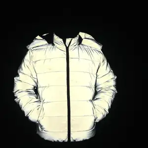 工厂定制冬季时尚空白男士反光面包夹克，定制徽标反光夹克男士