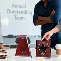 Trophée en cristal sur base en bois, vente en gros d'usine, trophée en verre sur bois vierge gravé au laser personnalisé, cadeau