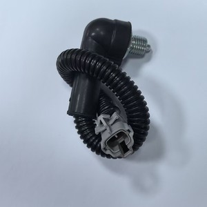 Interruptor de luz de marcha atrás Toyota 84210-BZ110 12V para reemplazo y reparación de automóviles, compatible con el modelo FAW JP 2008 - Product Image 4