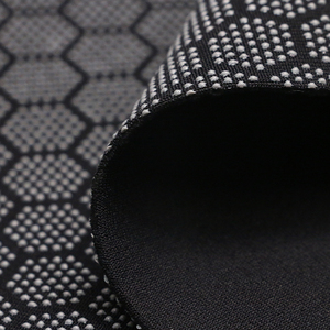 X <span class=keywords><strong>New</strong></span> Honeycomb Lattice Drop Plastic Sandwich <span class=keywords><strong>Mesh</strong></span> antideslizante Transpirable 100 poliéster Tela usada Neopreno Pufoam Tela compuesta