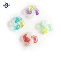 Lessive en capsules 4-en-1 double couche sans irritation pour vêtements, perles de savon pour bébés et peaux sensibles