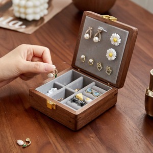 Compact and portable jewelry box, multi-functional jewelry box for girls, necklace and earring <b>storage</b> box, earring and <b>ring</b> - Product Image 3