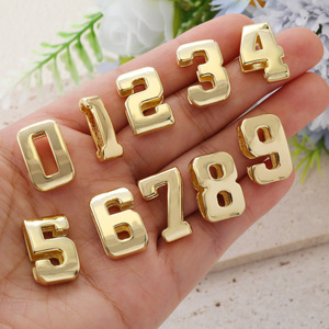 Ciondoli Numerici Dorati a Bolla da 0 a 9, Pendenti Lisci in Metallo per Bracciali Fai-da-Te, Collane, Accessori Personalizzati per Gioielli di Compleanno - Product Image 2