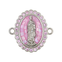 Médaille de Notre-Dame de Guadalupe à bords festonnés avec incrustation mosaïque et bordure en pierres facettées pour connecteur de bracelet