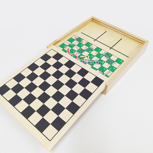 Juego de tablero de <span class=keywords><strong>ajedrez</strong></span> multifuncional de madera 7 en 1 personalizado que incluye <span class=keywords><strong>ajedrez</strong></span>, escalera de serpiente, Damas, Tic Tac Toe - Product Image 4