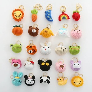 LLavero de animales de ganchillo hecho a mano, muñecas colgantes, artesanías de tela textil de algodón para graduación de Halloween, para amigos, niños, mamá - Product Image 1